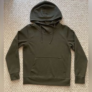 Lululemon Women’s Hoodie (Size 6)